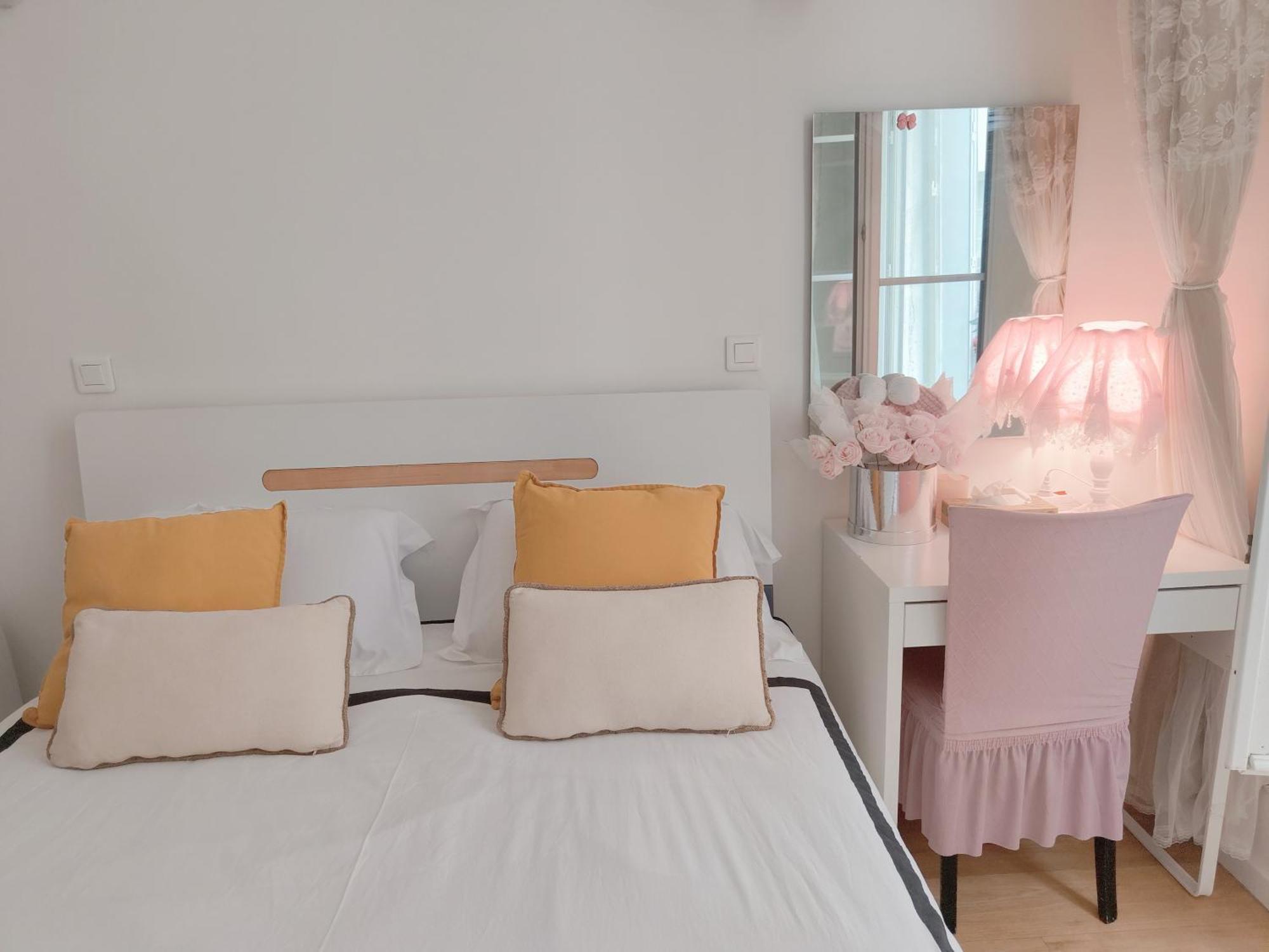 Apartment 休闲民宿 Paris